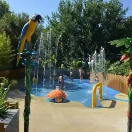 Camping 5 Etoiles - Parc Aquatique - Eebdba Campsite *